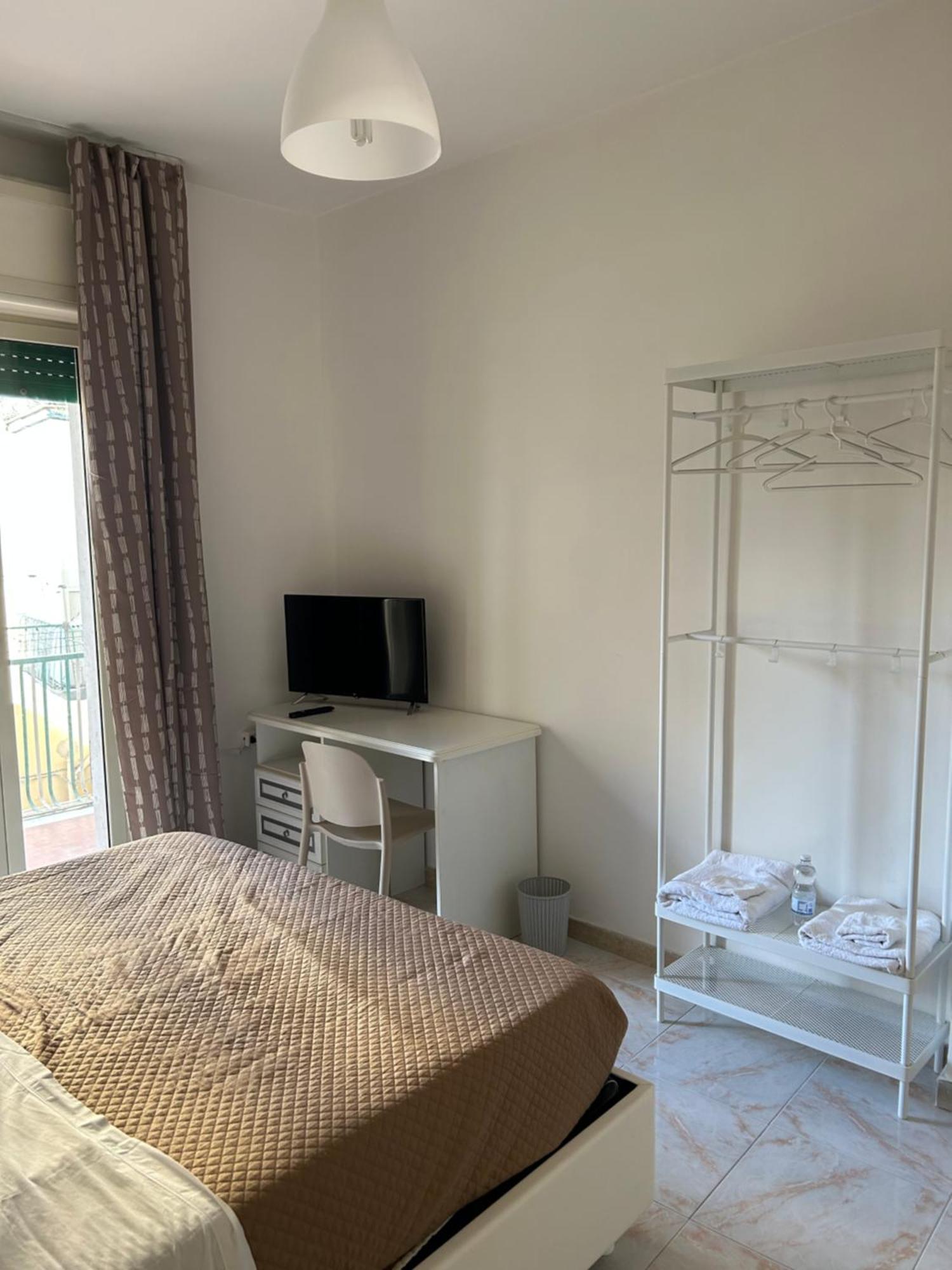 Happy Fly Now Bed & Breakfast Napoli Ngoại thất bức ảnh